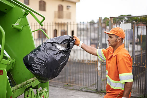 Best Yard Cleanup Services  in Hurstbourne Acres, KY